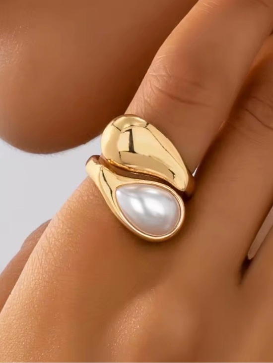 Anthropologie Jewelry - Hypoallergenic Waterproof Gold
Pearl Statement Ring
